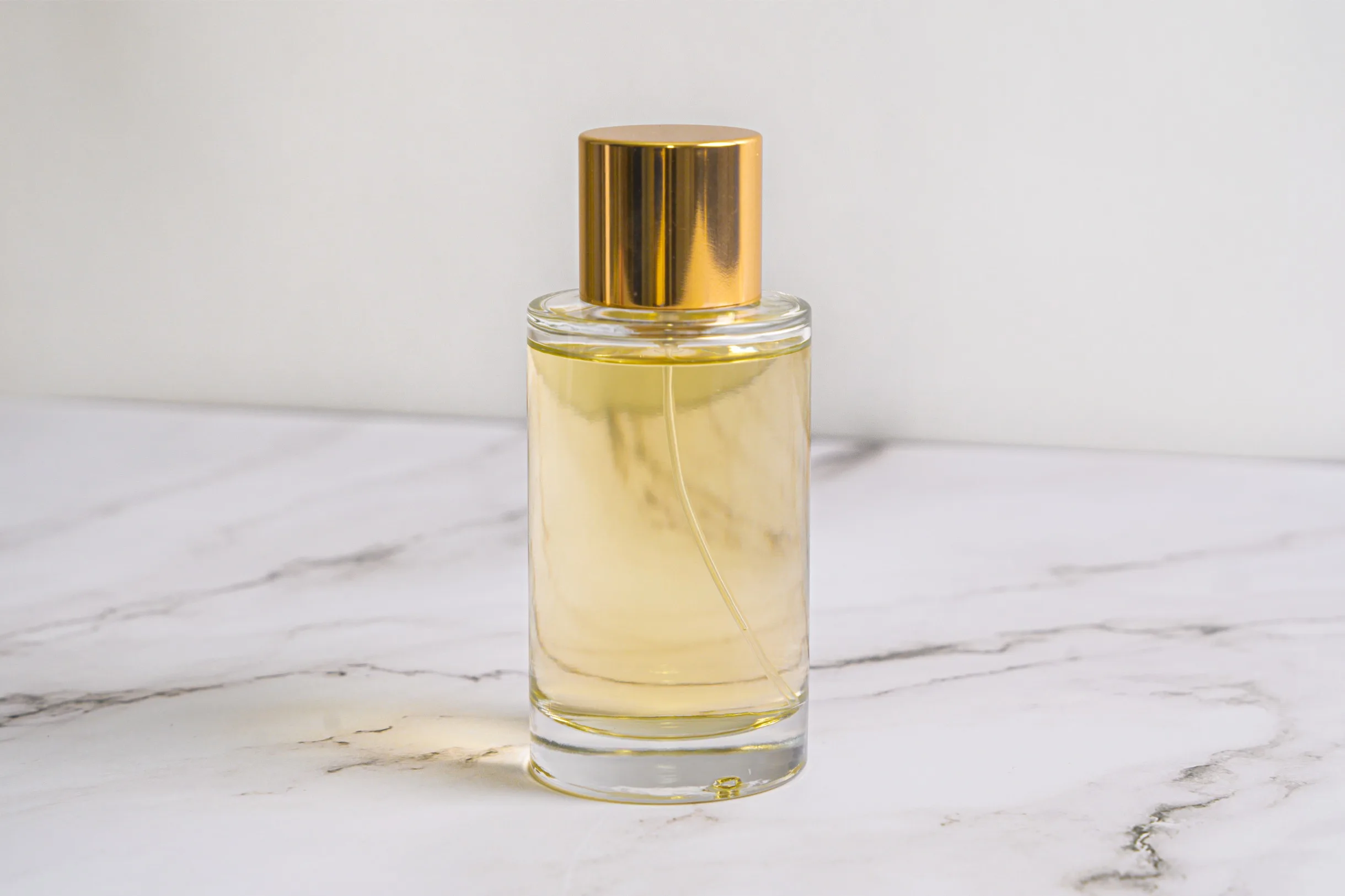 Eau de parfum 100 ml med stor guldkork
